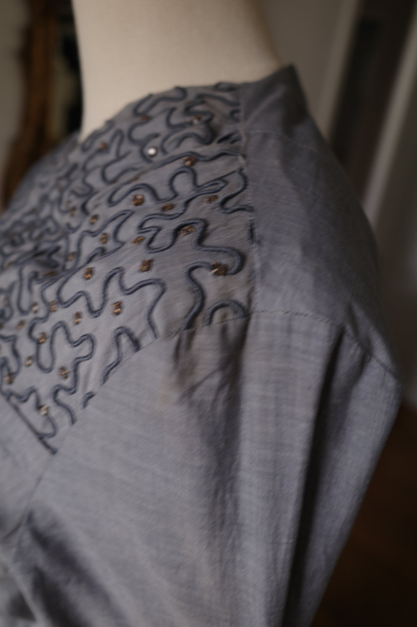 1940s Vintage squiggle and gem detail dress