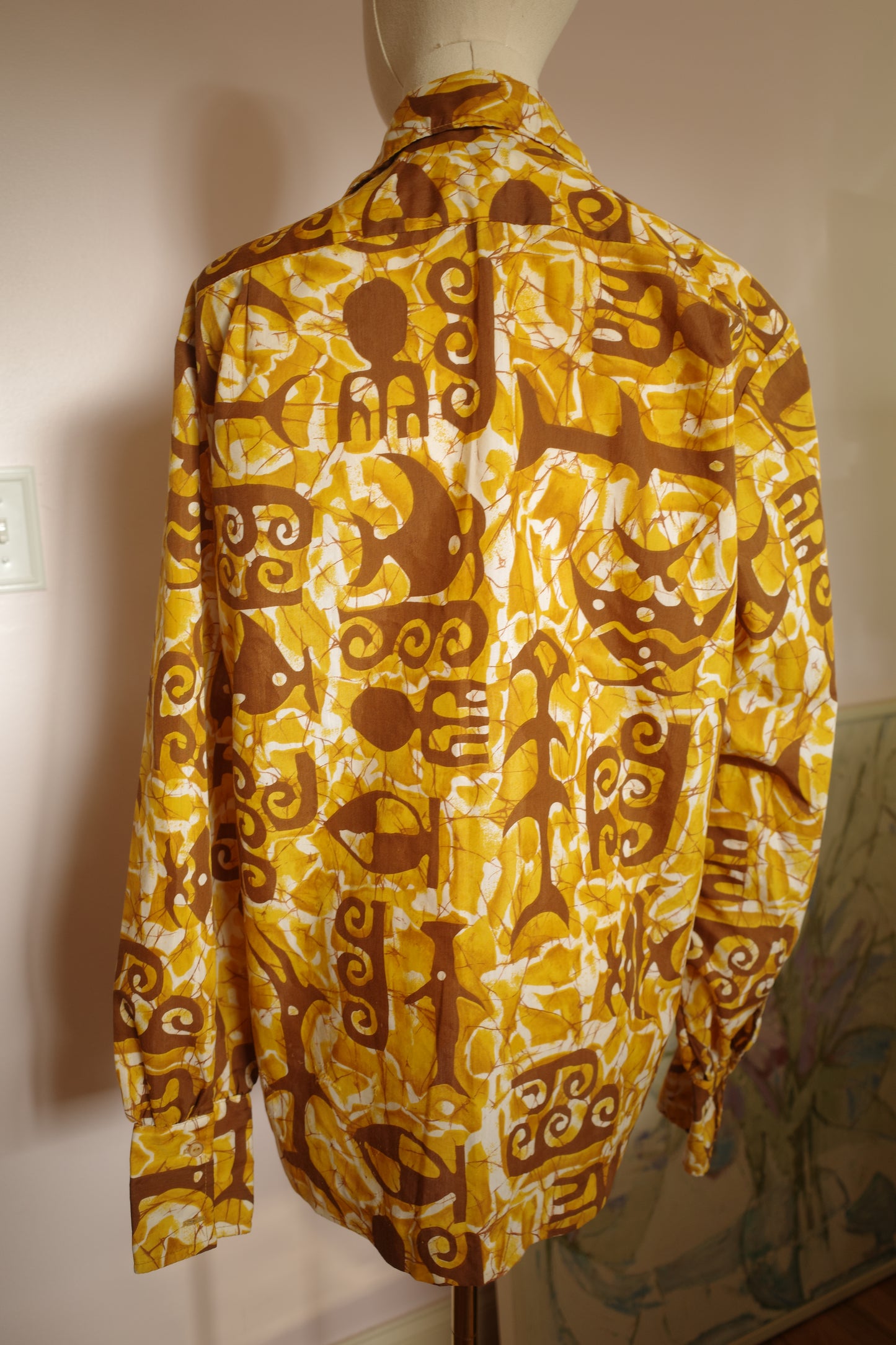 Vintage 1970s long sleeve yellow Hawaiian shirt