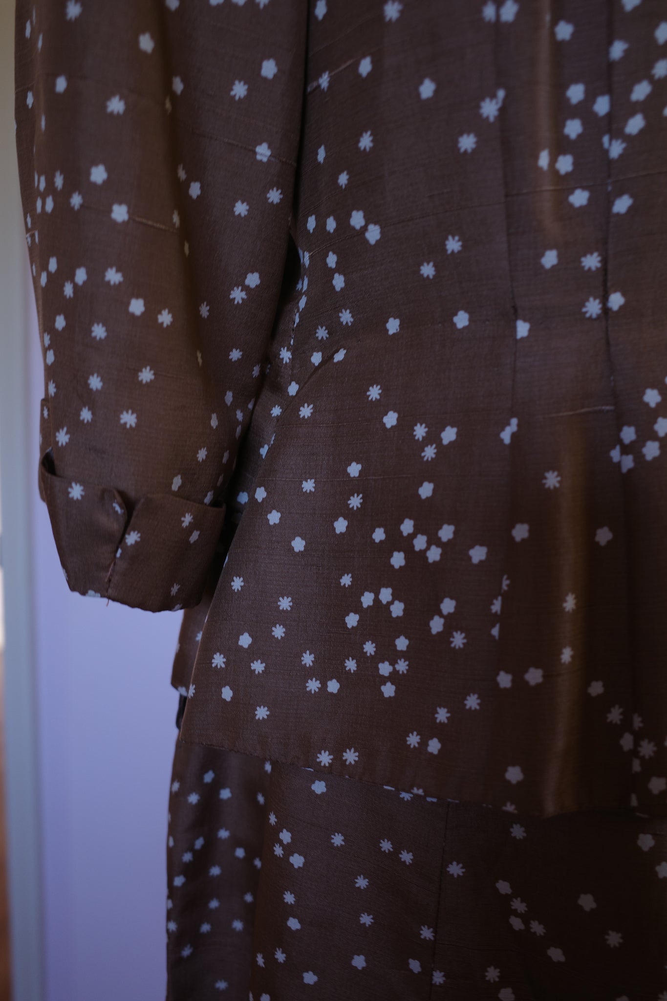 1940s Mocha Star Patterned Skirt Suit