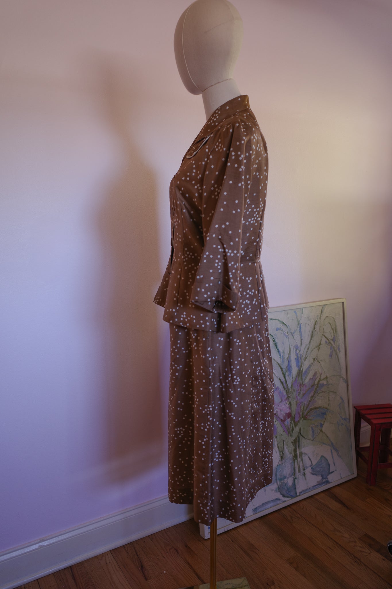 1940s Mocha Star Patterned Skirt Suit