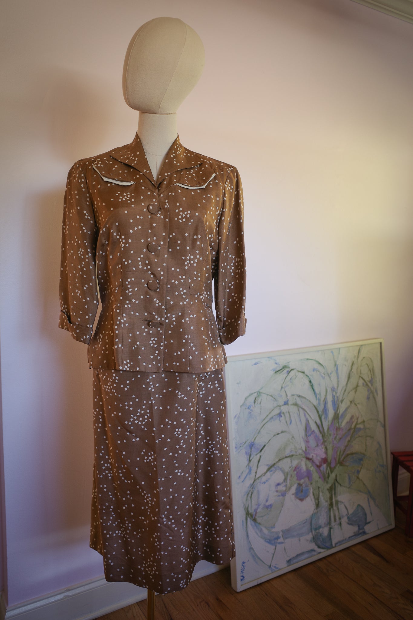 1940s Mocha Star Patterned Skirt Suit