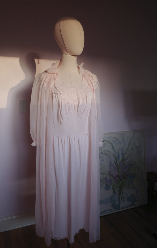 1950s vintage peignoir and nightgown