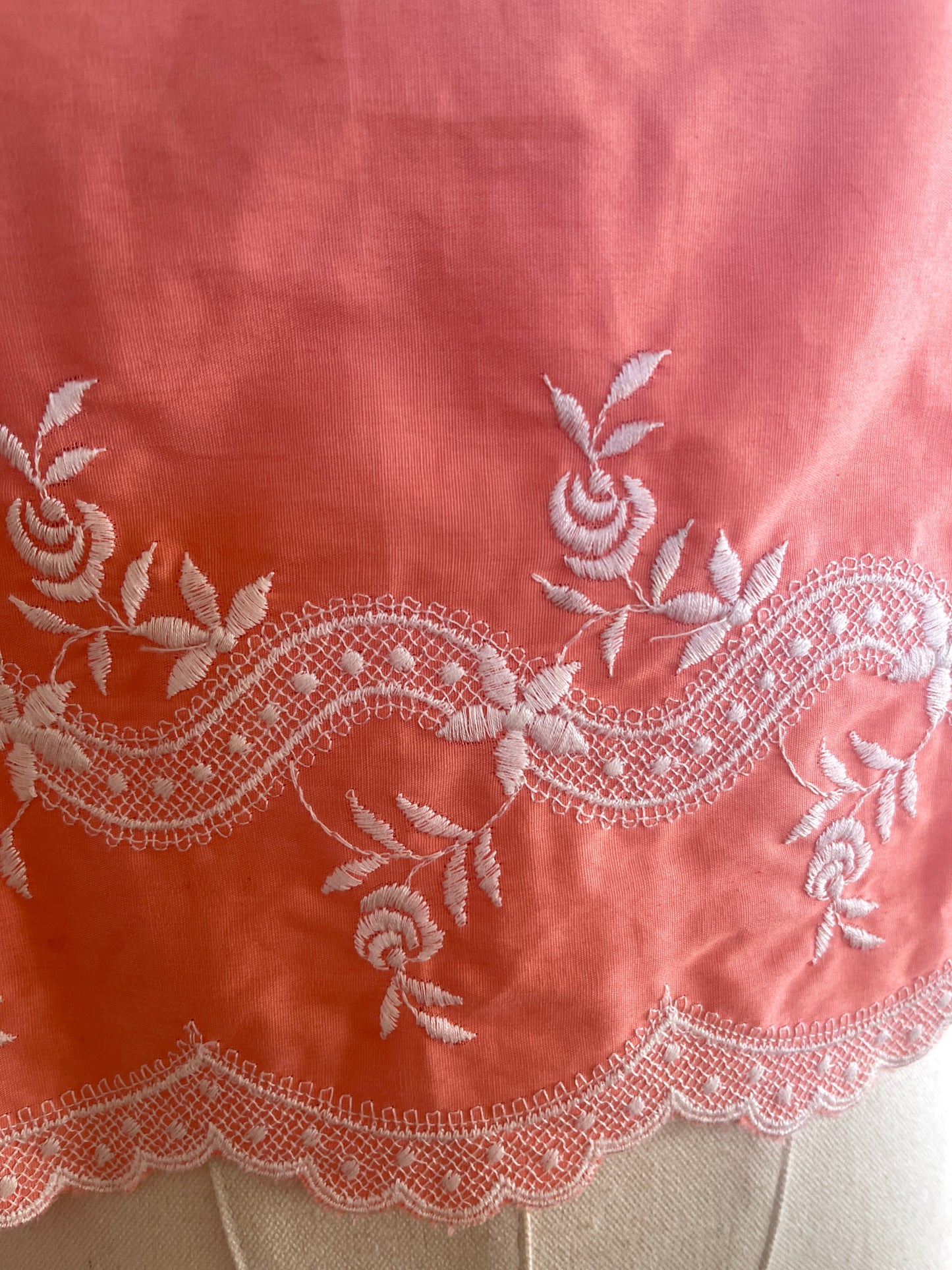 1950s 1960s vintage pink crop top